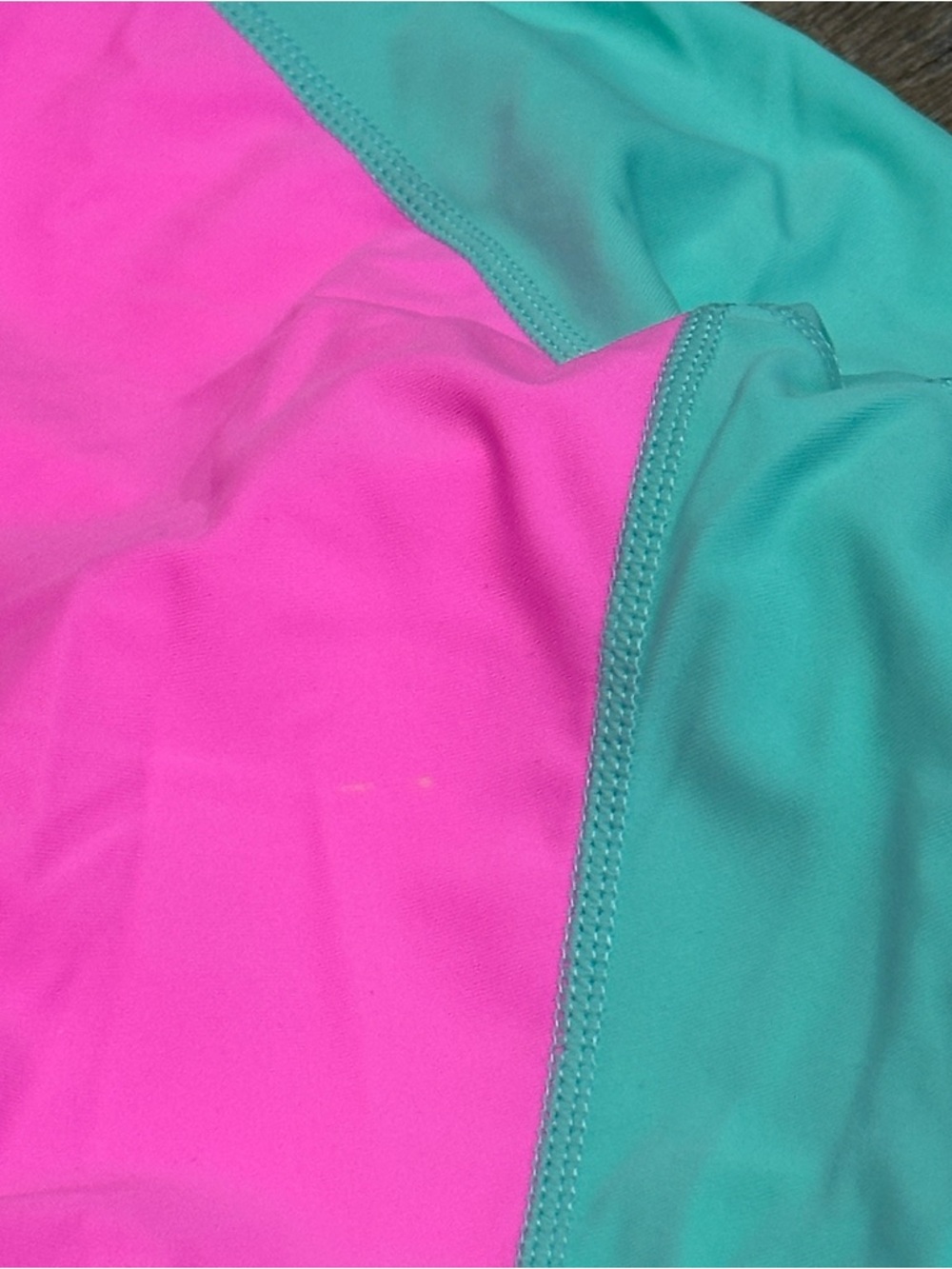 Century Star Long Sleeve Colorblock Rash Guard XLarge NWOT Pink Mint - Picture 11 of 13